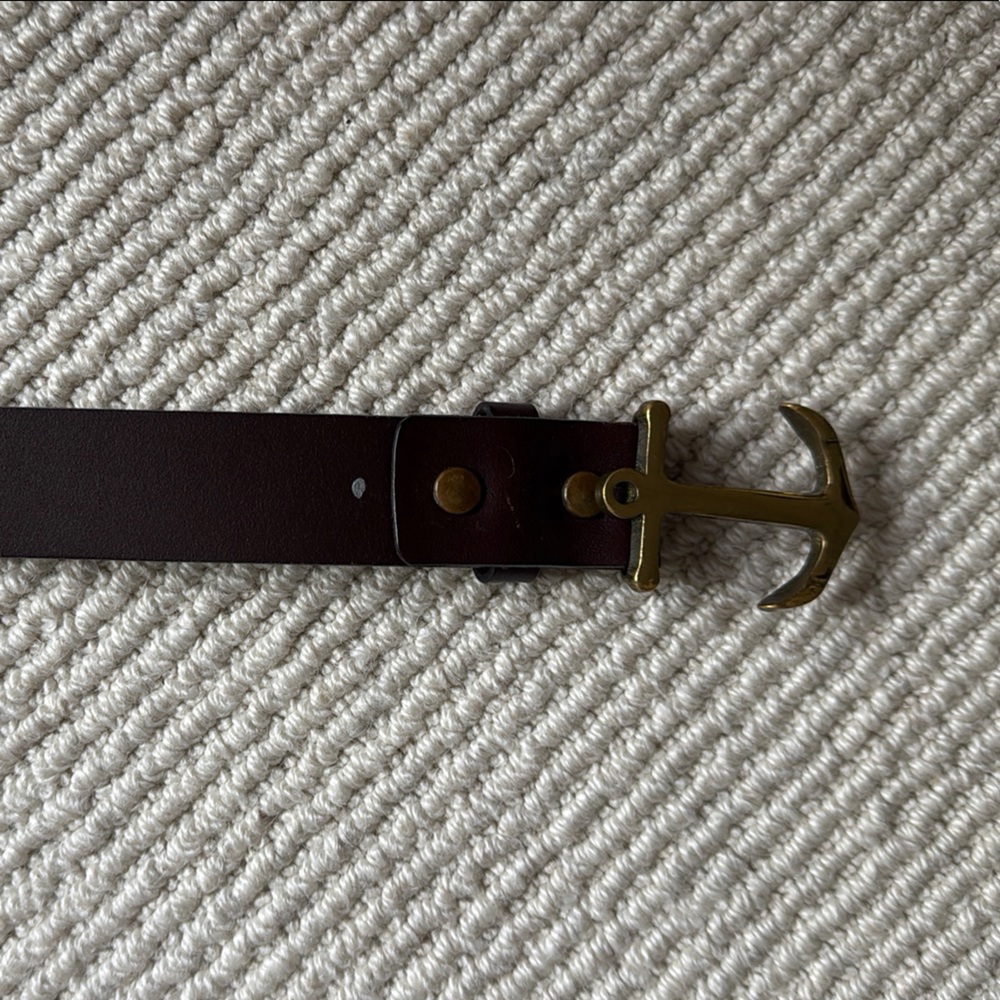 Boys Vineyard Vines  Brown Leather Anchor Belt size 24